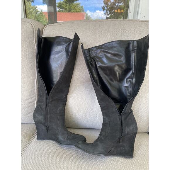 Kenneth Cole Italy Tall Wedge Boots Women’s 8.5, Black Leather Embroidered 39.5 - Picture 7 of 13